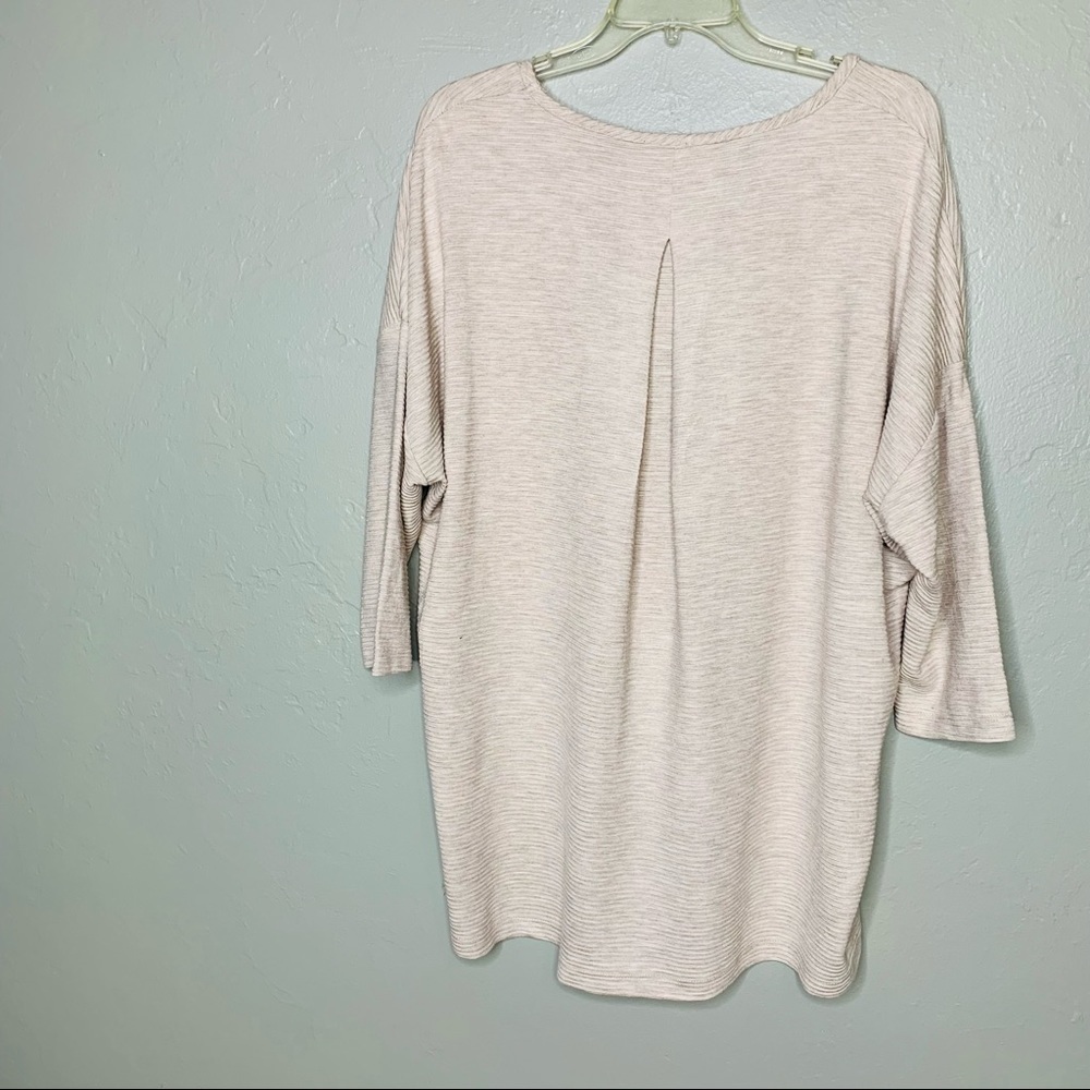 Jones New York Ribbed 3/4 Sleeved Hi Low Tunic Top - Picture 2 of 9